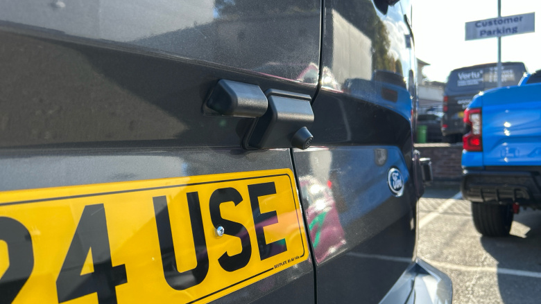 Ford Transit Custom 320 L1 Diesel Fwd 2.0 EcoBlue 170ps H1 Van Limited Auto